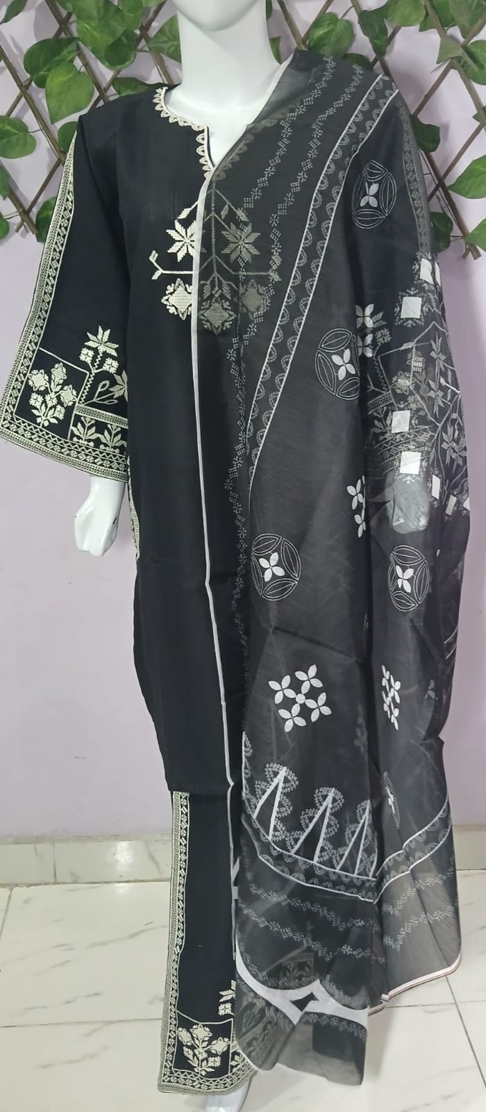 Embroidered Cotton Lawn Stiched 3Pc